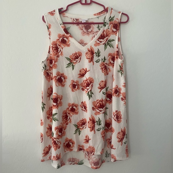 LuLaRoe Kristina tank top blouse - Picture 1 of 4